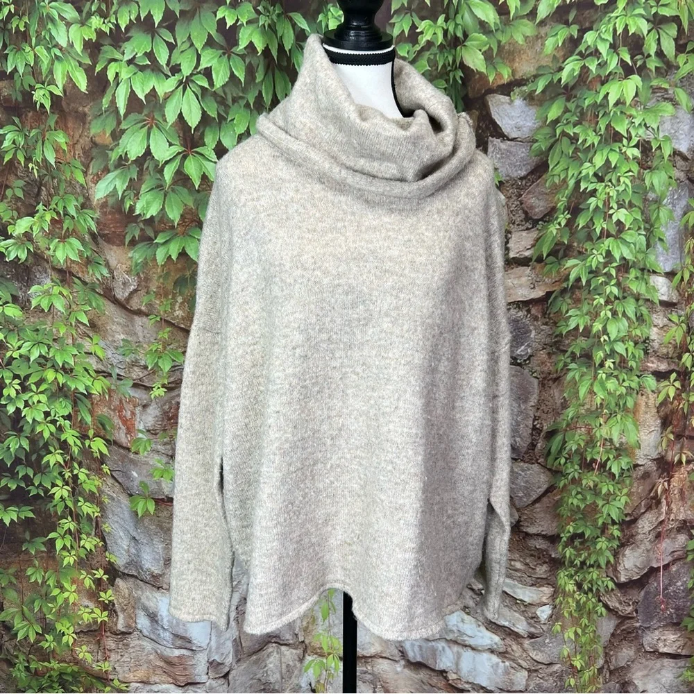 DREAMERS BY DEBUT Cabincore Chunky Beige Cozy Turtleneck Sweater, L - Picture 2 of 12